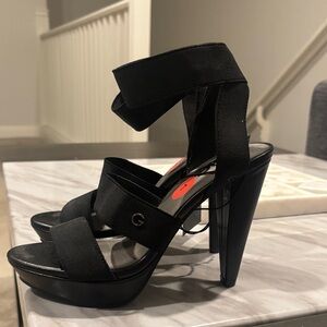 G by Guess Strappy Black Heels